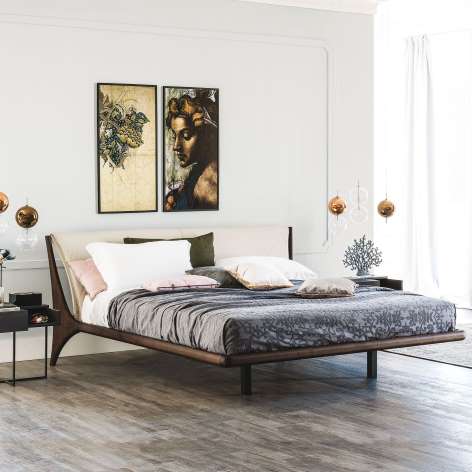 Nelson King Bed by Cattelan Italia with leather headboard and wood frame. Contemporary Italian king or queen bed design.