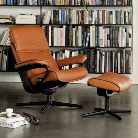 Stressless Admiral recliner with cross base in cognac Paloma leather