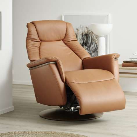 Stressless® Max power recliner in cognac paloma leather