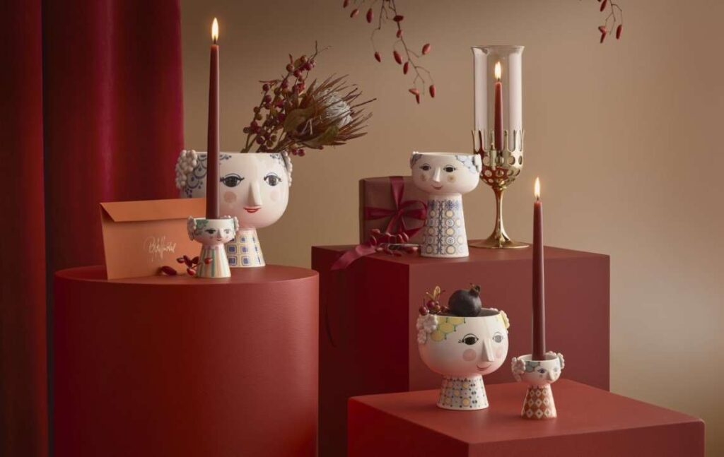 Bjorn Wiinblad Eva vases on a red background