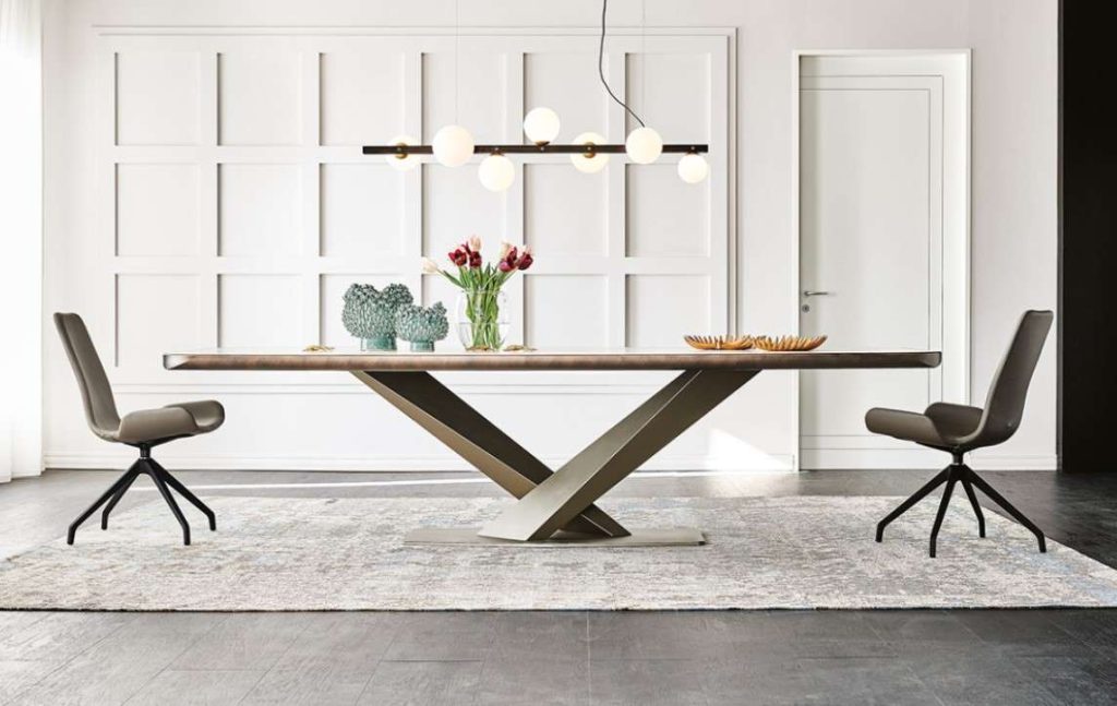 Stratos dining table by Cattelan Italia