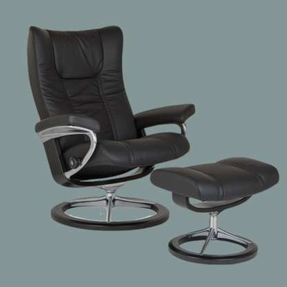 Stressless Wing recliner with signature base in black Paloma leather