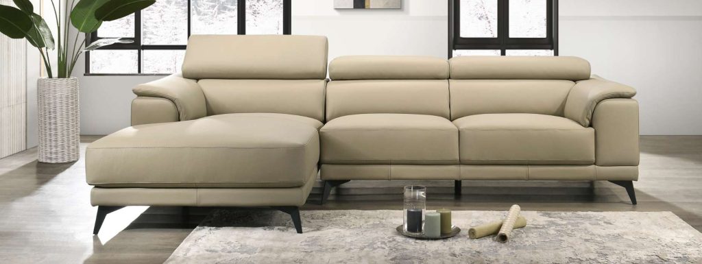 Kinsley sectional in Light mocha leather