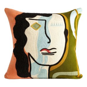 Veronica Pillow